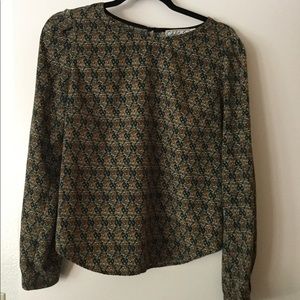 Long sleeve Chloe K blouse